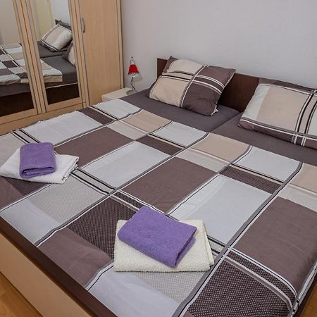 Apartmani Gabrijela Crikvenica Esterno foto