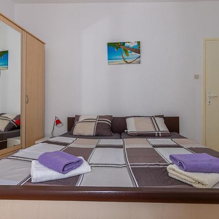Apartmani Gabrijela Crikvenica Esterno foto