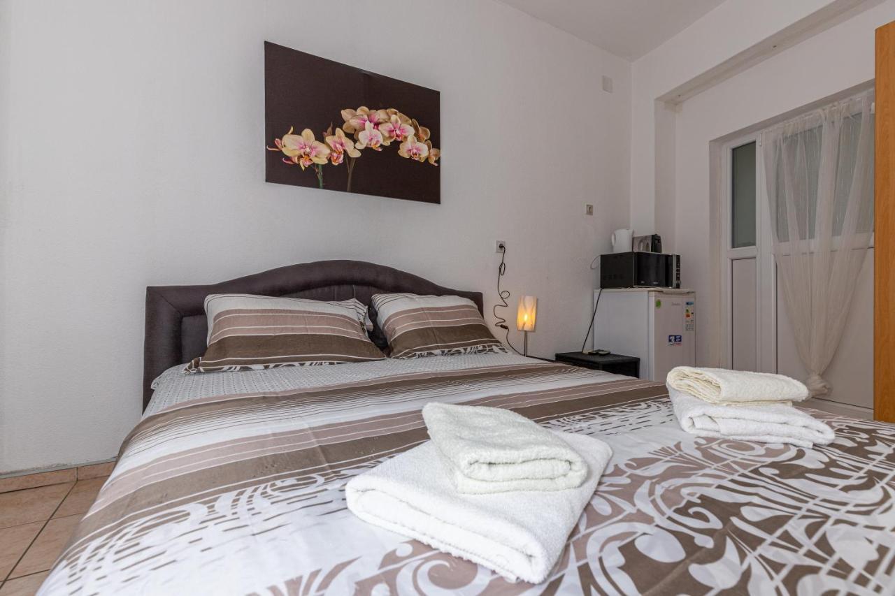 Apartmani Gabrijela Crikvenica Esterno foto