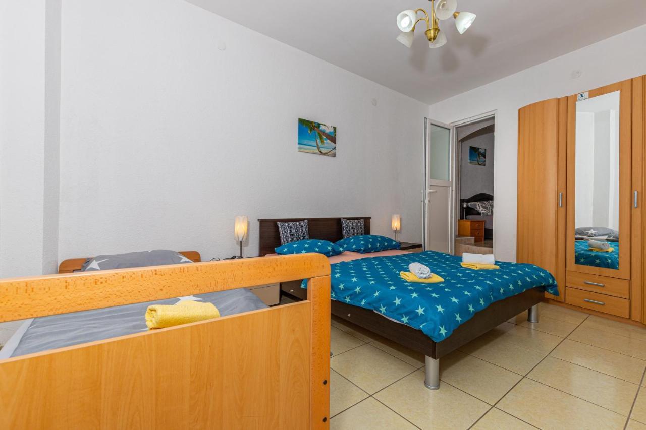 Apartmani Gabrijela Crikvenica Esterno foto