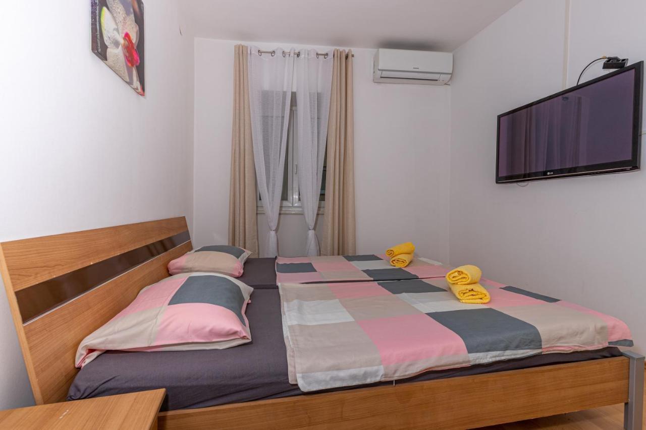Apartmani Gabrijela Crikvenica Esterno foto