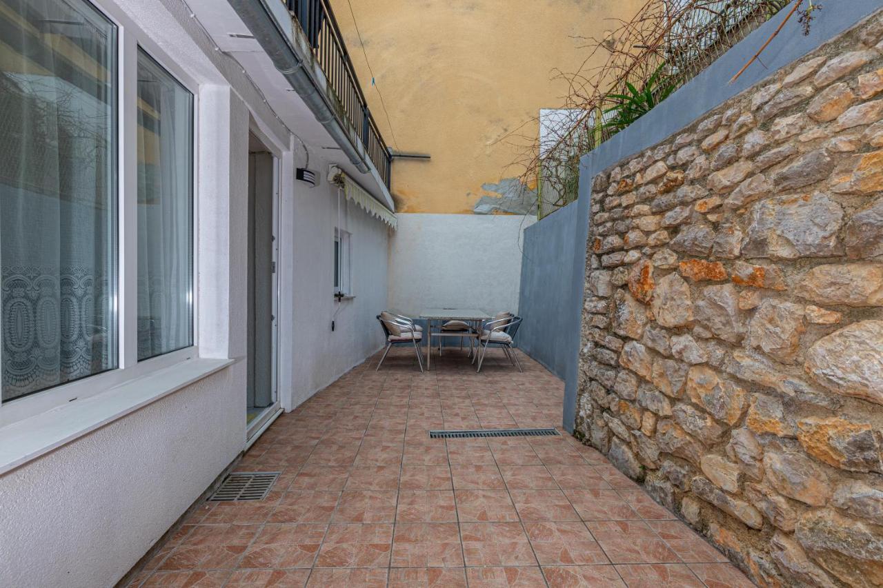 Apartmani Gabrijela Crikvenica Esterno foto
