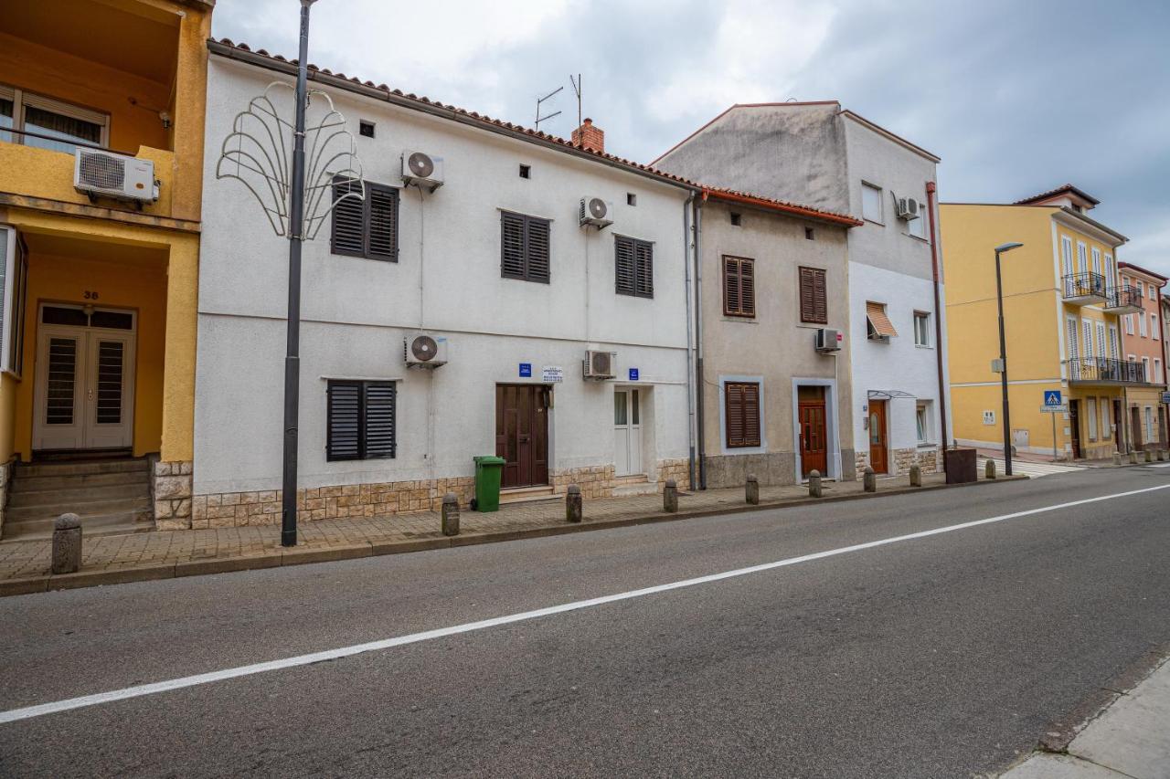 Apartmani Gabrijela Crikvenica Esterno foto