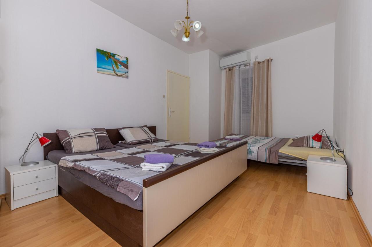 Apartmani Gabrijela Crikvenica Esterno foto