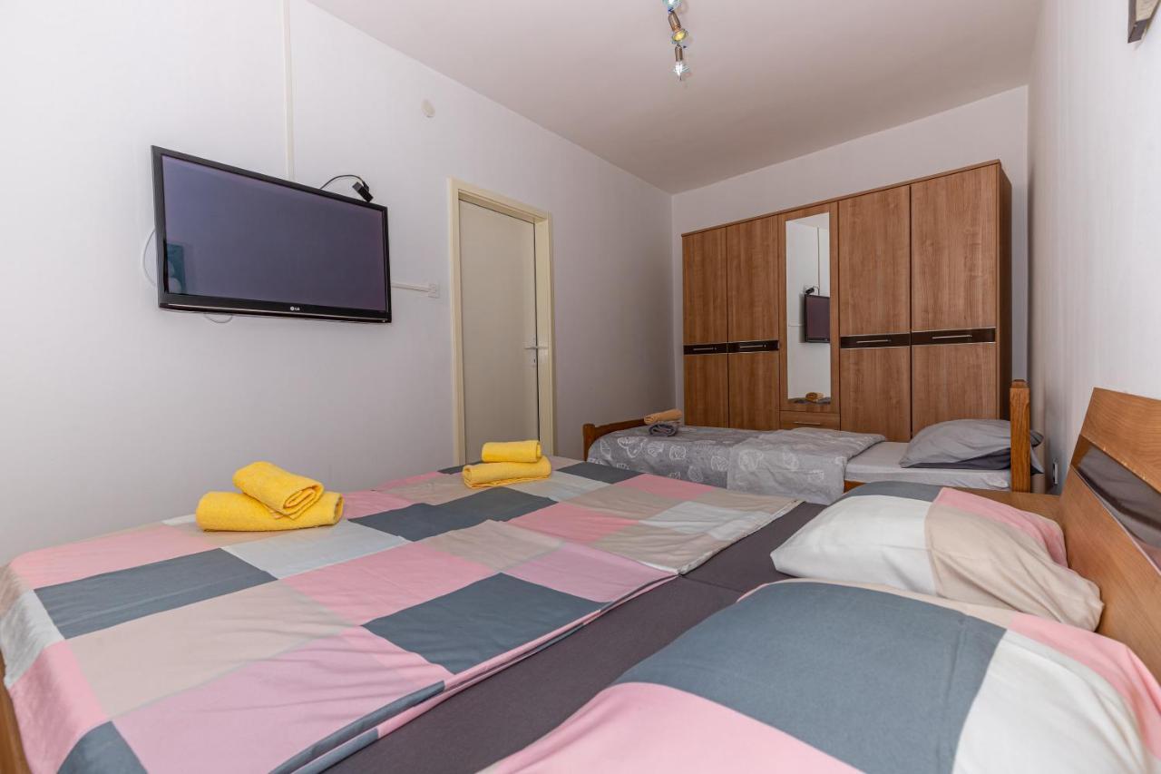 Apartmani Gabrijela Crikvenica Esterno foto